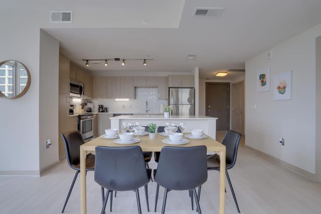 Wonderful 2Br Apartment At Crystal City Arlington Extérieur photo