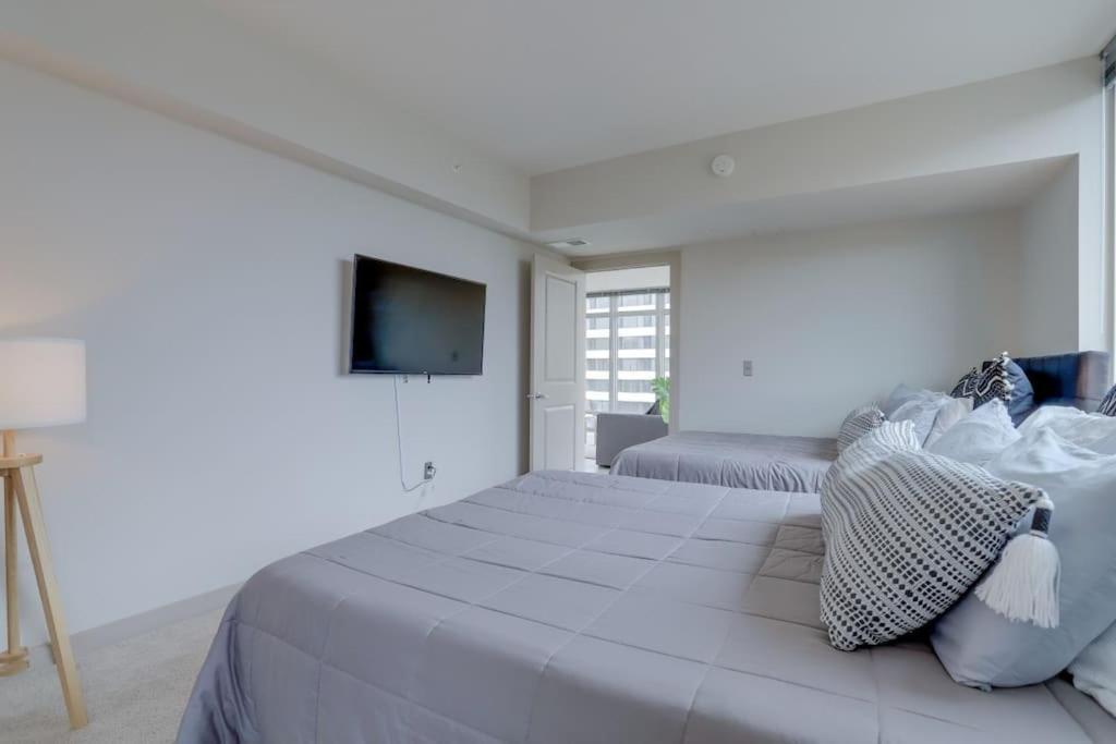 Wonderful 2Br Apartment At Crystal City Arlington Extérieur photo