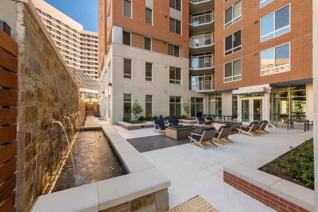 Wonderful 2Br Apartment At Crystal City Arlington Extérieur photo